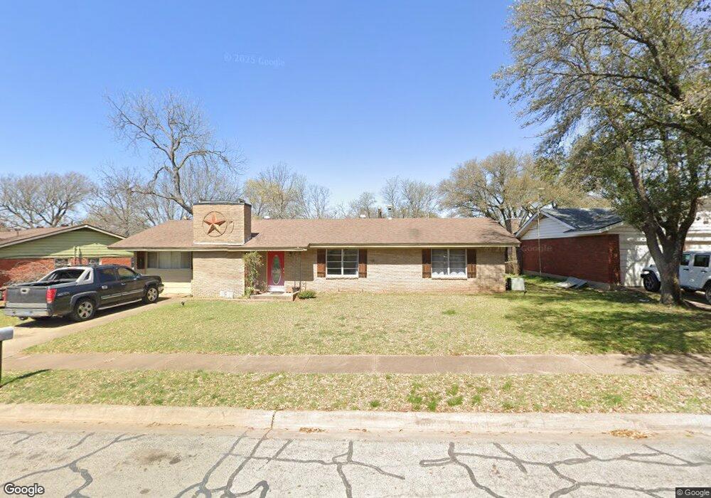 1316 Roberts Ave, Cleburne, TX 76033 - photo 1