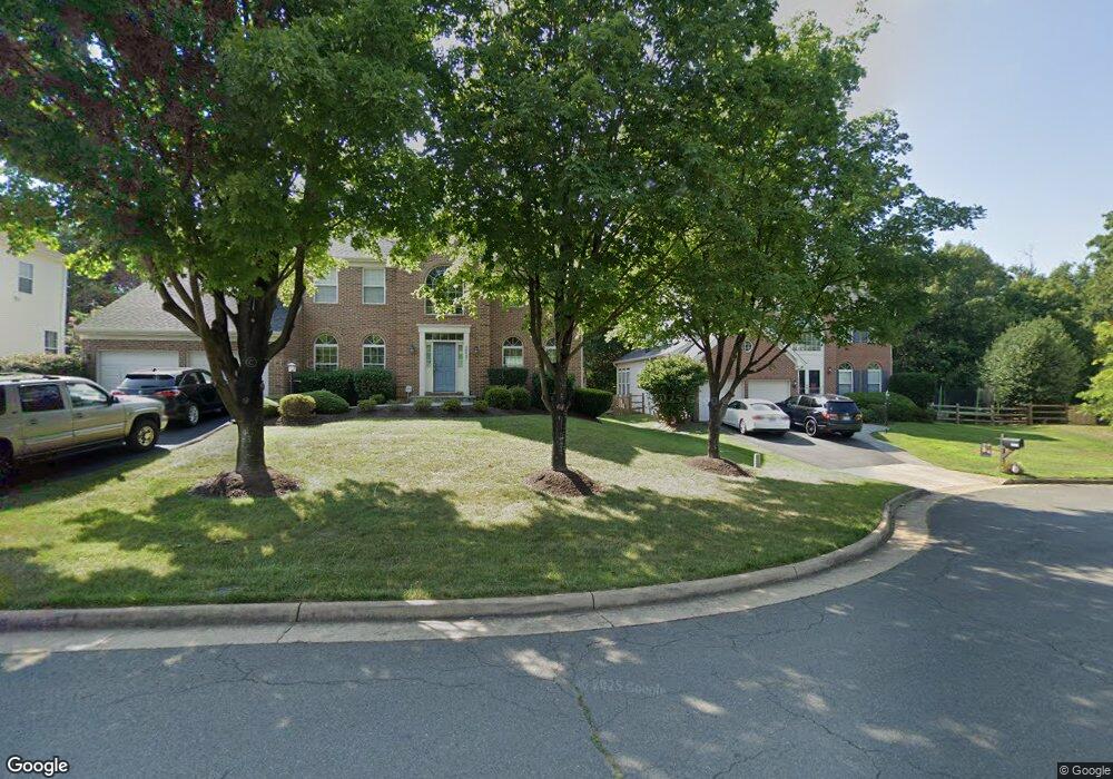 20874 Trinity Square, Sterling, VA 20165 - photo 1