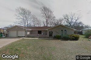 1015 N Elm St, Waurika, OK 73573