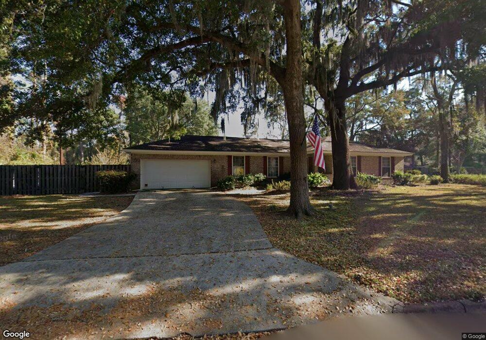 702 Leaning Oaks Dr, Savannah, GA 31410 - photo 1