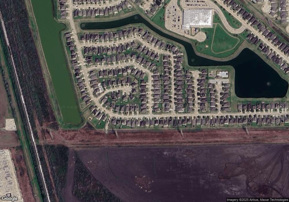 4705 Alluvial Cir, Alvin, TX 77511 - photo 1