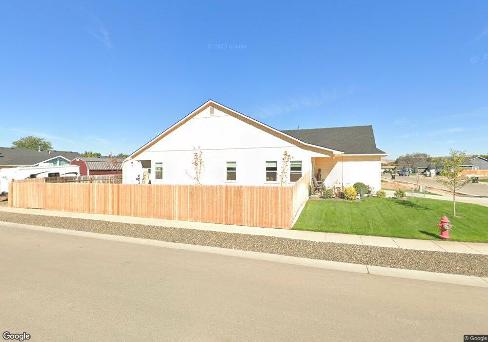 1065 W 10th St, Weiser, ID 83672 - photo 1