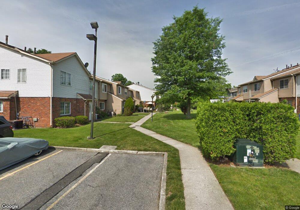 16 Franklin Ln unit C, Staten Island, NY 10306 - photo 1