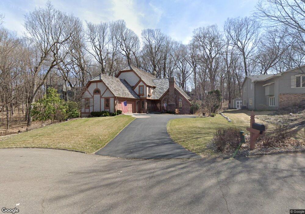 16317 Limerick Ln, Minnetonka, MN 55345 - photo 1