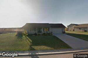 332 6th Ct SE, Dover, MN 55929