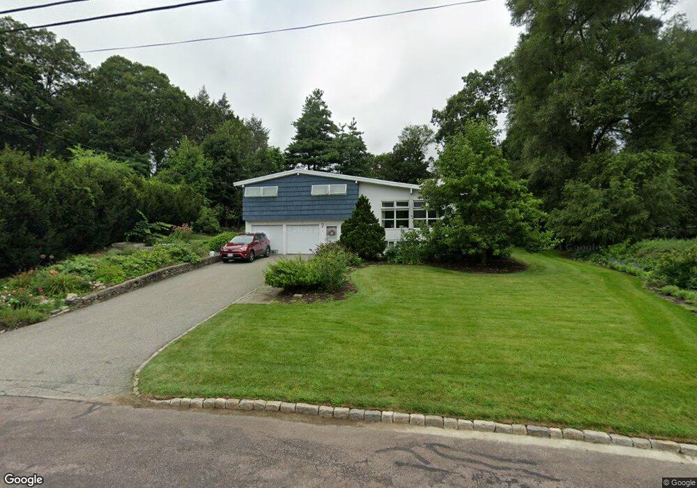 5 Carriage Ln, Winchester, MA 01890 - photo 1