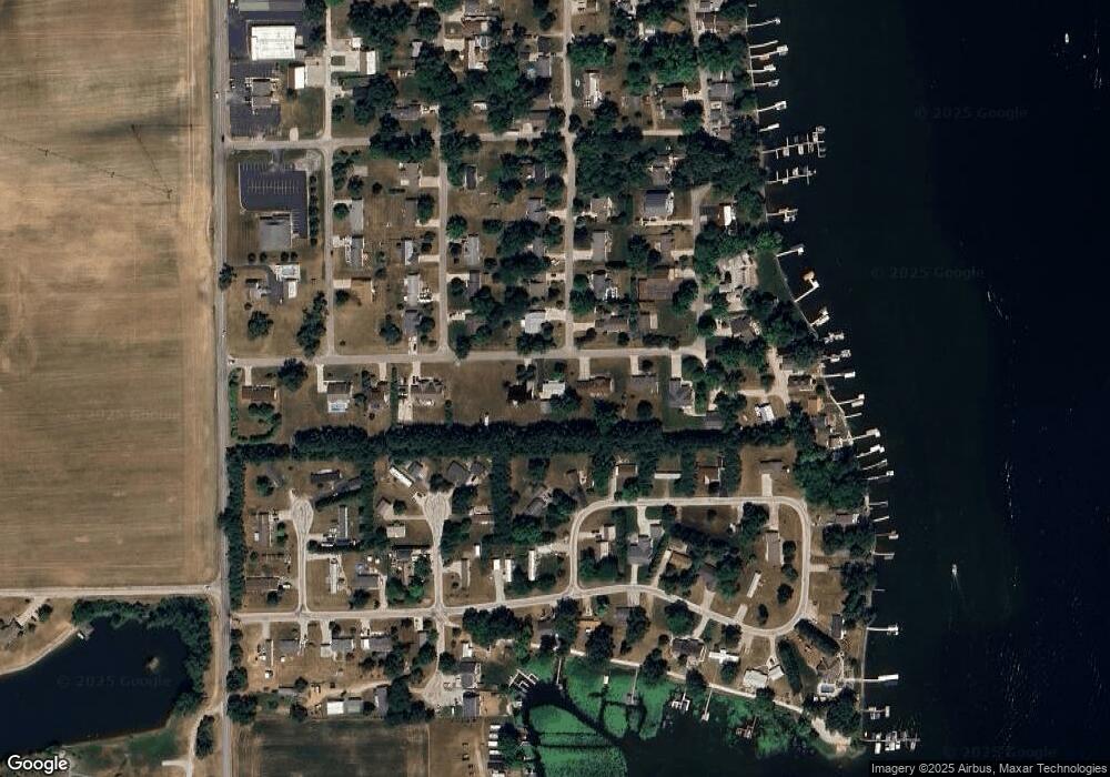 87 Ems D22 Ln, Syracuse, IN 46567 - photo 1