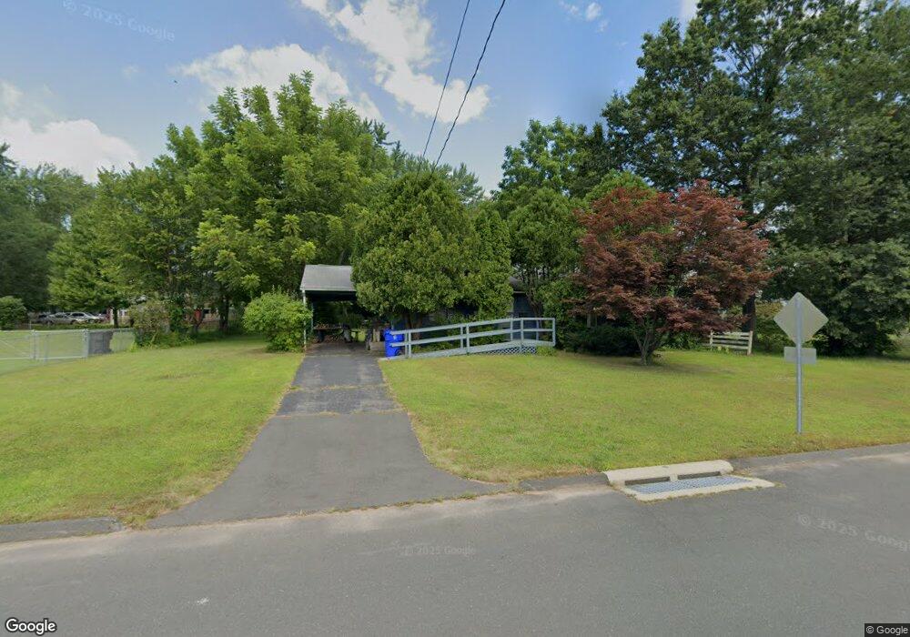 43 Brewster Rd, Enfield, CT 06082 - photo 1