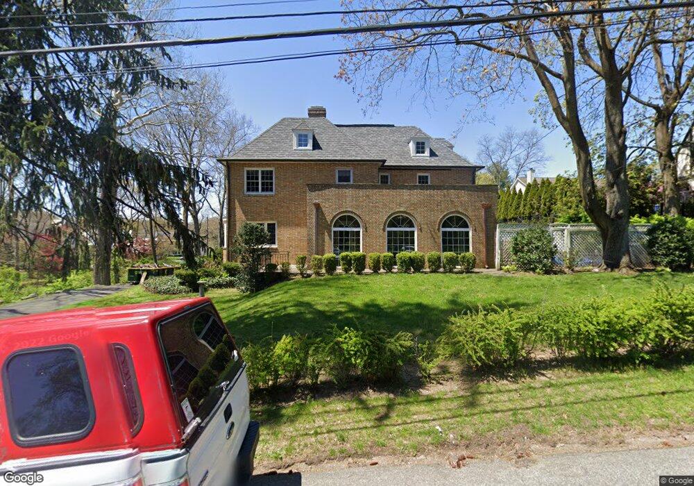 370 Crestwood Ave, Tuckahoe, NY 10707 - photo 1