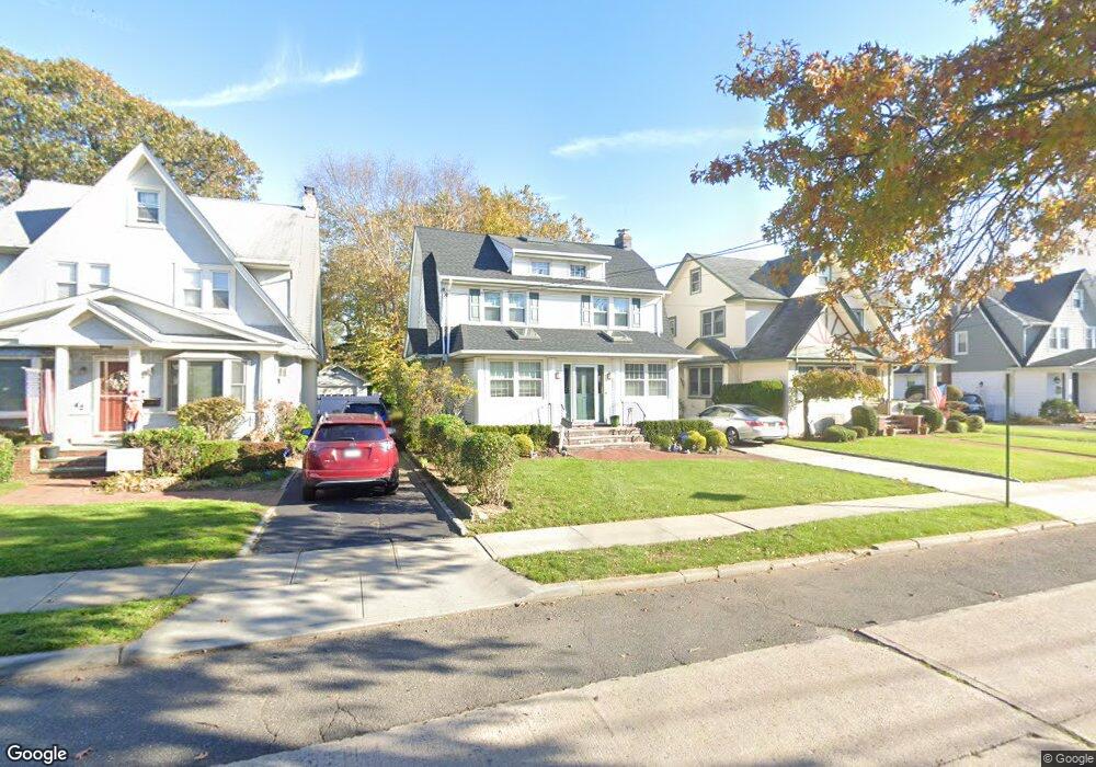 38 Blossom Heath Ave, Lynbrook, NY 11563 - photo 1