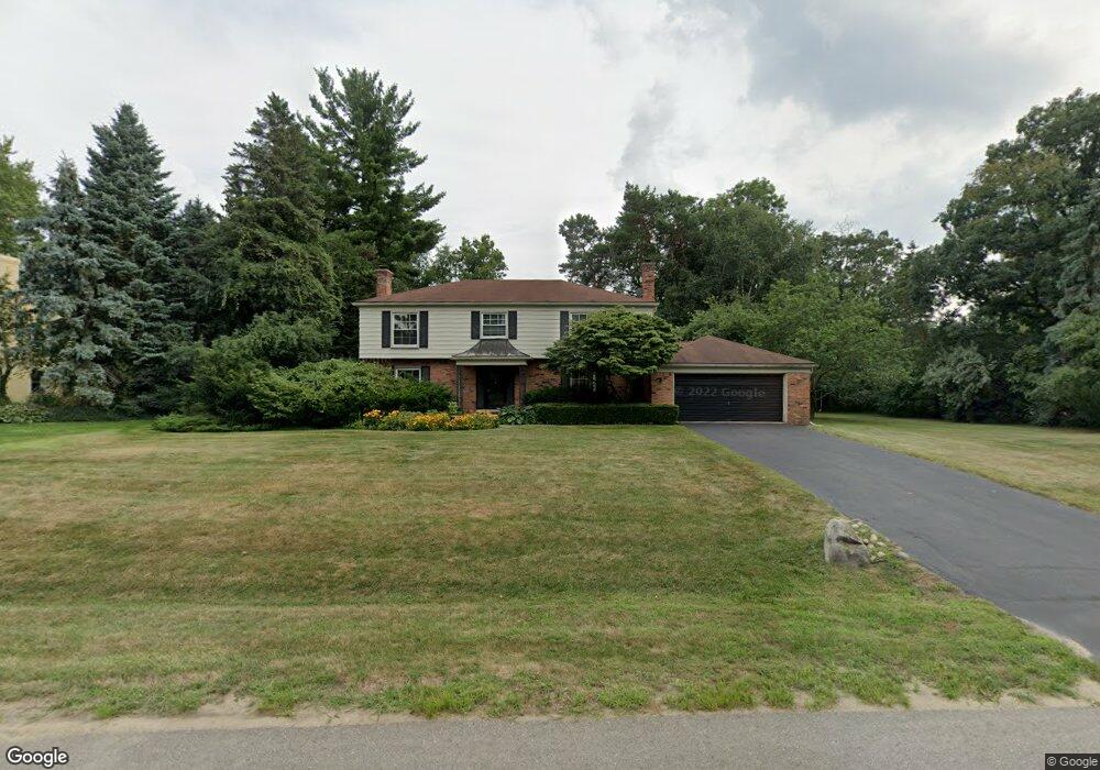 910 Lamppost Ln, Bloomfield Hills, MI 48304 - photo 1