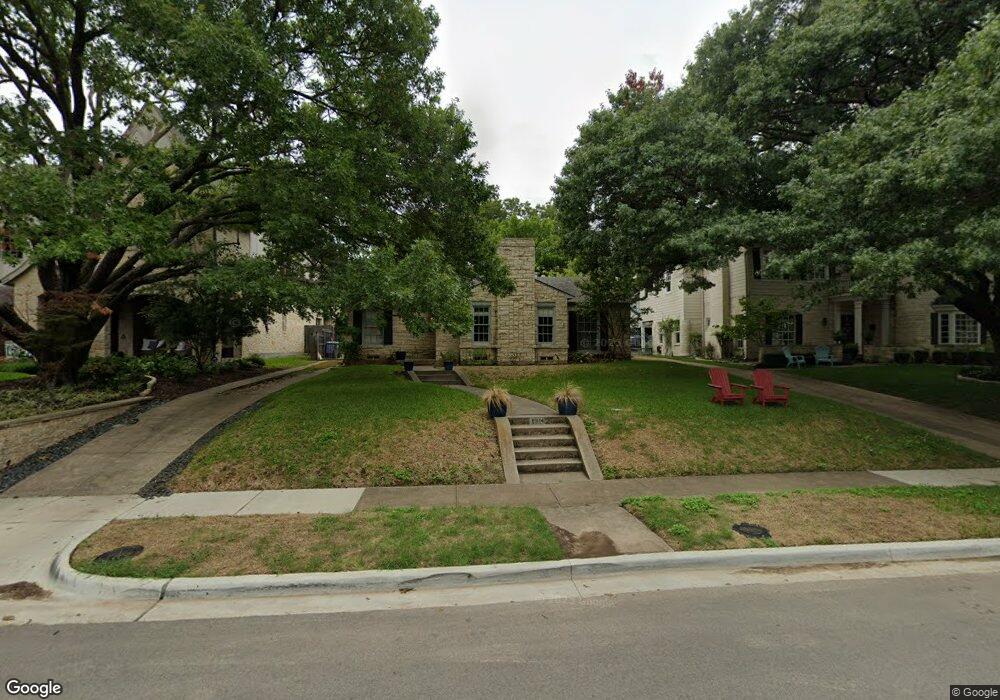 6914 Meadow Lake Ave, Dallas, TX 75214 - photo 1