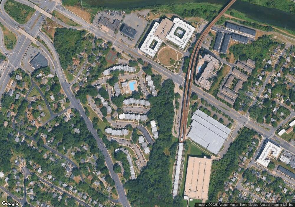 2616 Redcoat Dr unit 196, Alexandria, VA 22303 - photo 1