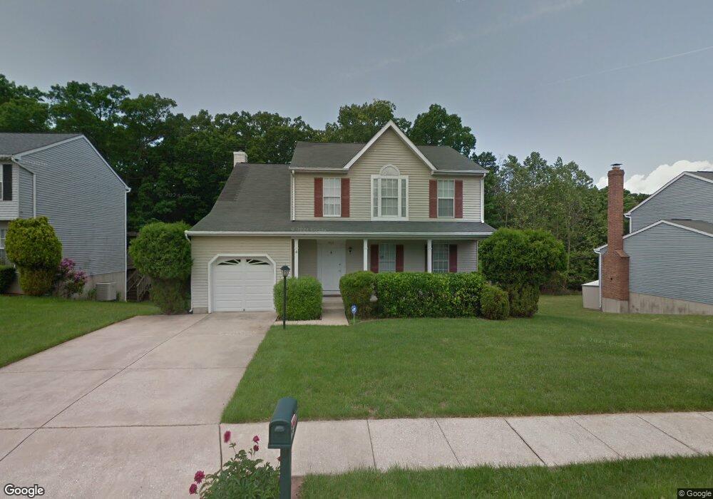 7927 Galloping Cir, Windsor Mill, MD 21244 - photo 1