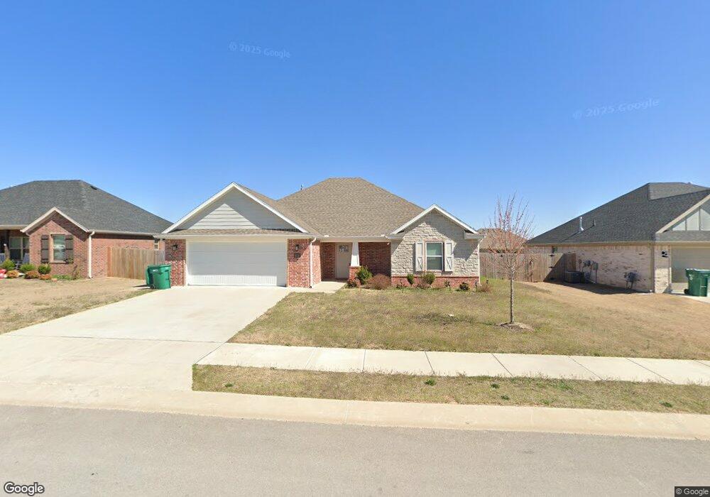 1036 Trailwood St, Tontitown, AR 72762 - photo 1