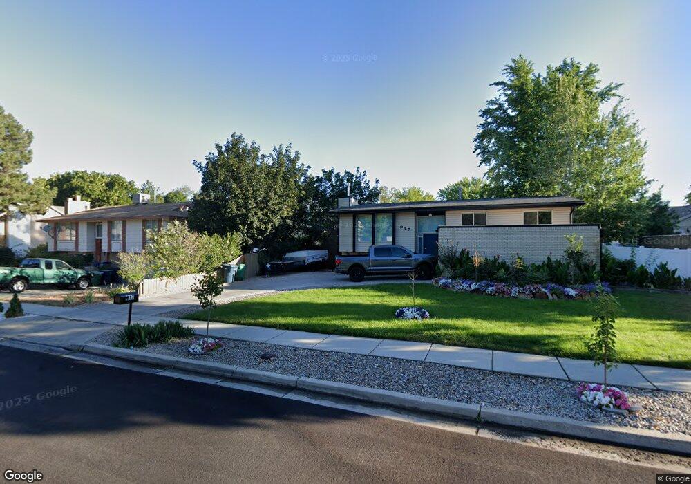 7842 S White Pine Way, Sandy, UT 84094 - photo 1