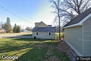 550 E 5th St, Neche, ND 58265