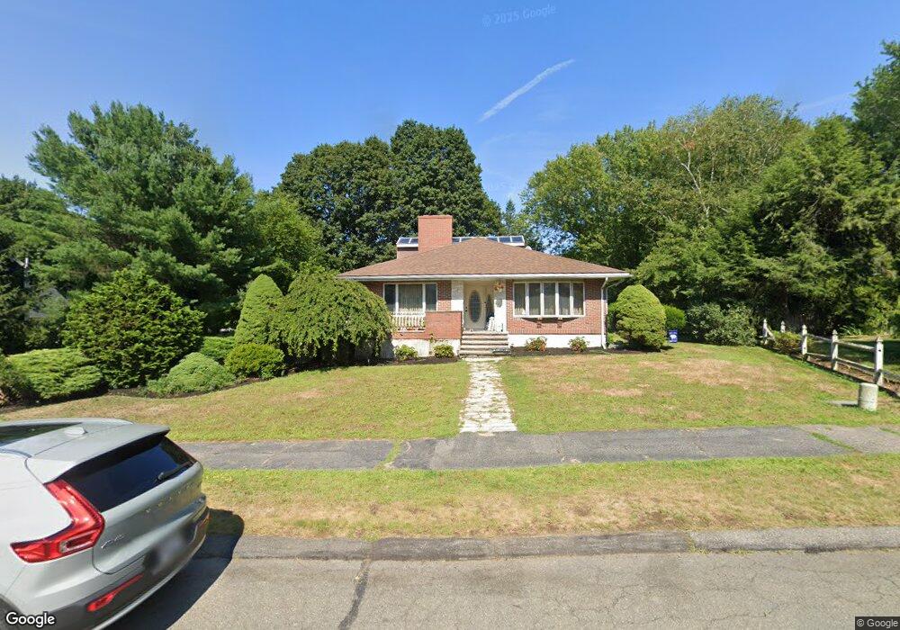 8 Oxbow Rd, Danvers, MA 01923 - photo 1