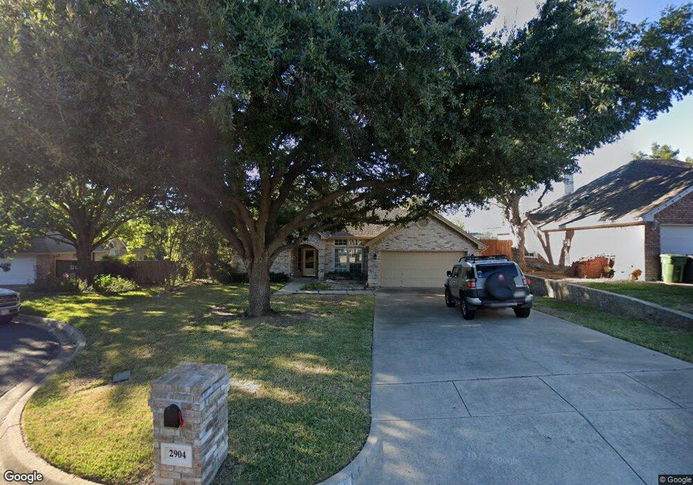 2904 Oak Ridge Dr, Hurst, TX 76054 - photo 1