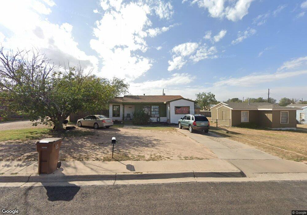 1300 Lamar Ave, Big Spring, TX 79720 - photo 1