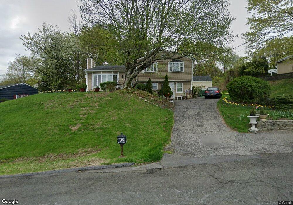 3 Tuttle Dr, Ossining, NY 10562 - photo 1