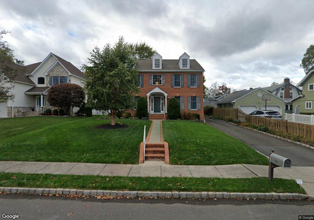 712 Clarence St, Westfield, NJ 07090 - photo 1