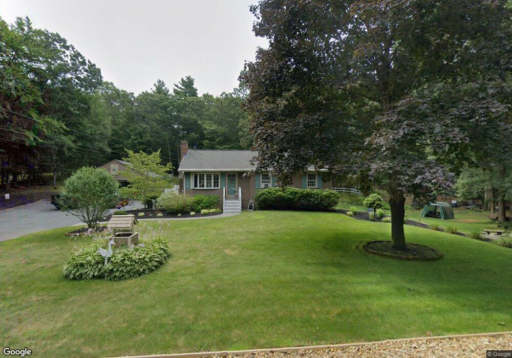 17 Maple St, Douglas, MA 01516 - photo 1