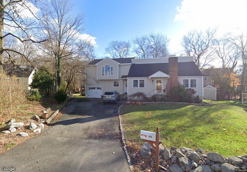 100 Dry Hill Rd, Norwalk, CT 06851 - photo 1