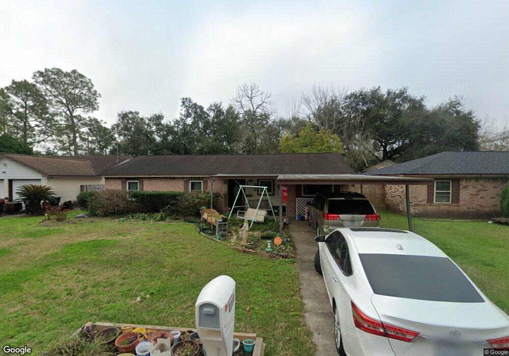 1713 Heather Ln, Alvin, TX 77511 - photo 1