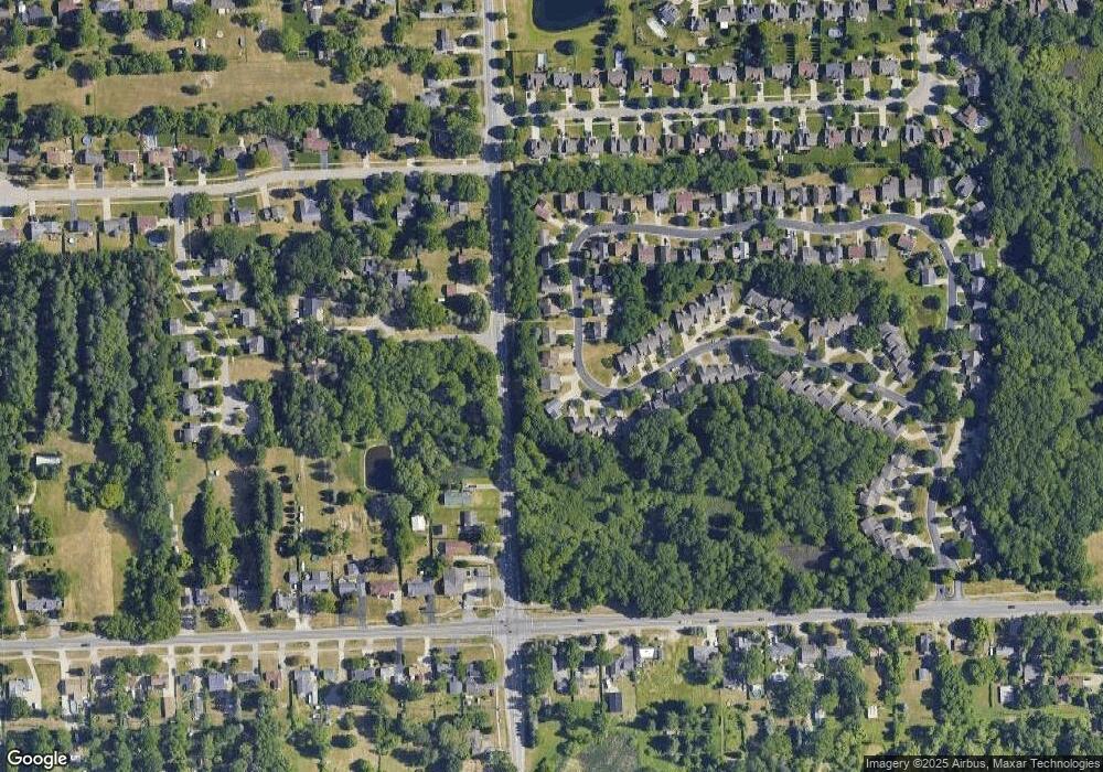 6911 Tangle Wood unit 50, Waterford, MI 48327 - photo 1