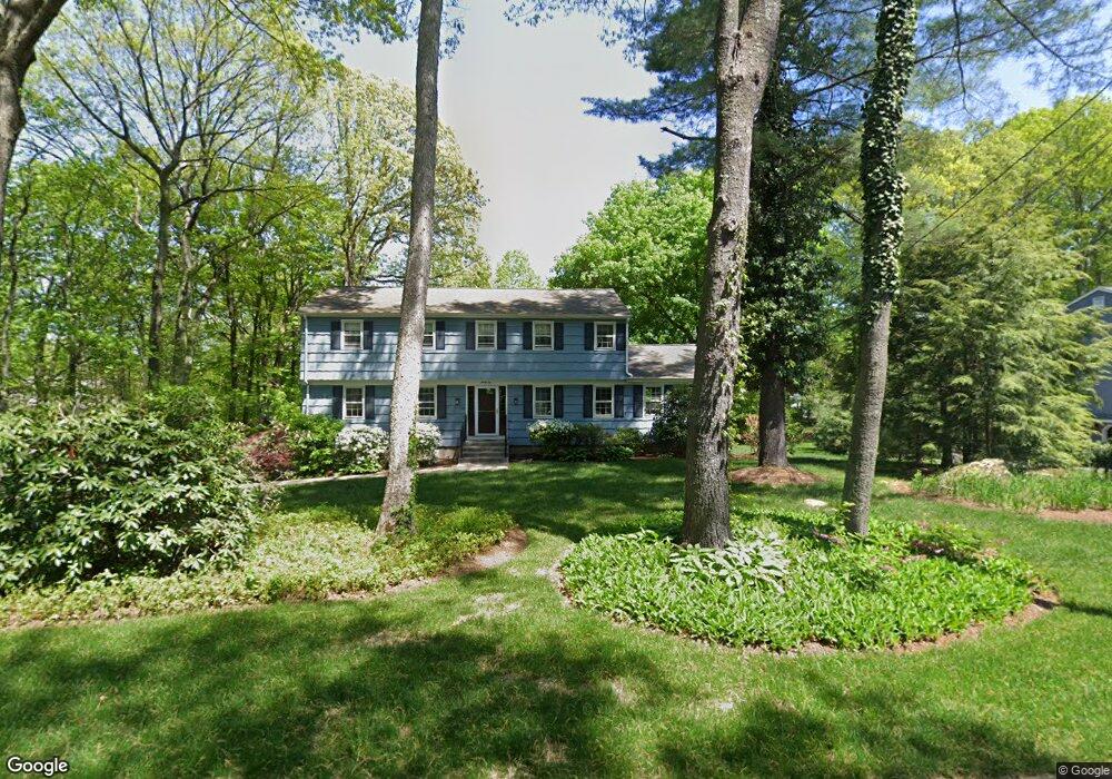 36 Salem Rd, Trumbull, CT 06611 - photo 1