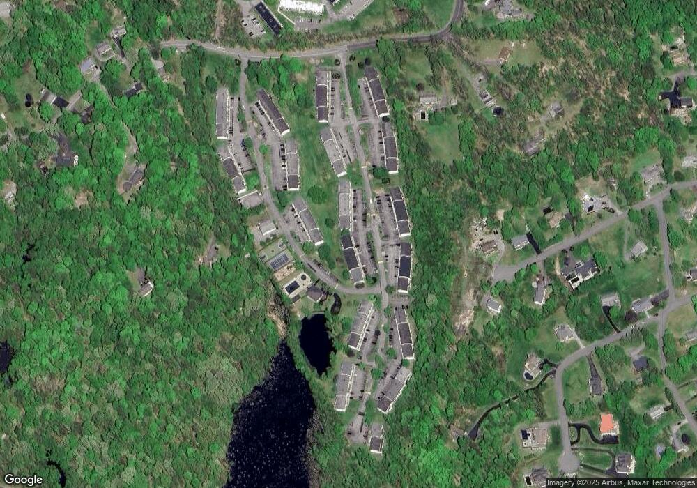 26 Scarborough Ln unit C, Wappingers Falls, NY 12590 - photo 1