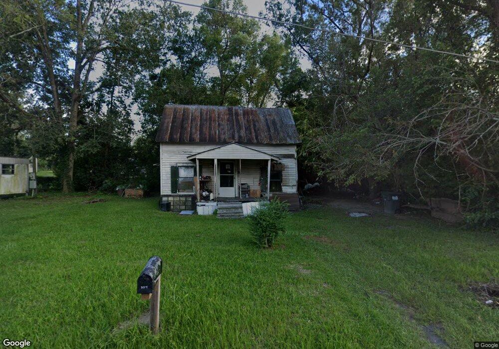 304 W Green St, Quitman, GA 31643 - photo 1