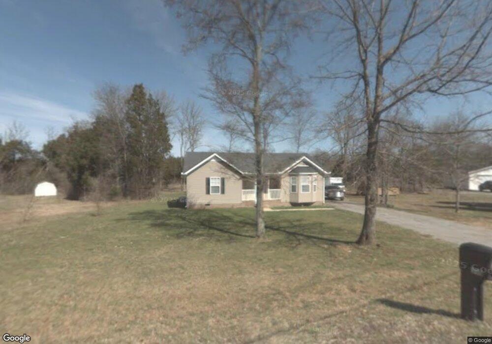 316 Cessna Ln, Shelbyville, TN 37160 - photo 1