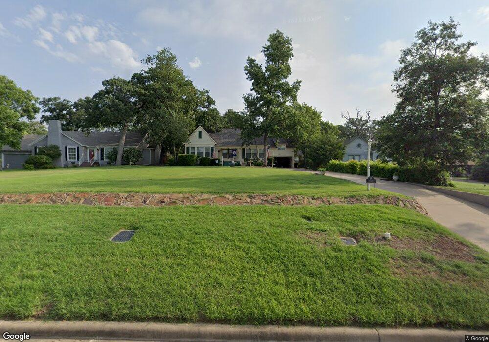 1609 W Crawford St, Denison, TX 75020 - photo 1