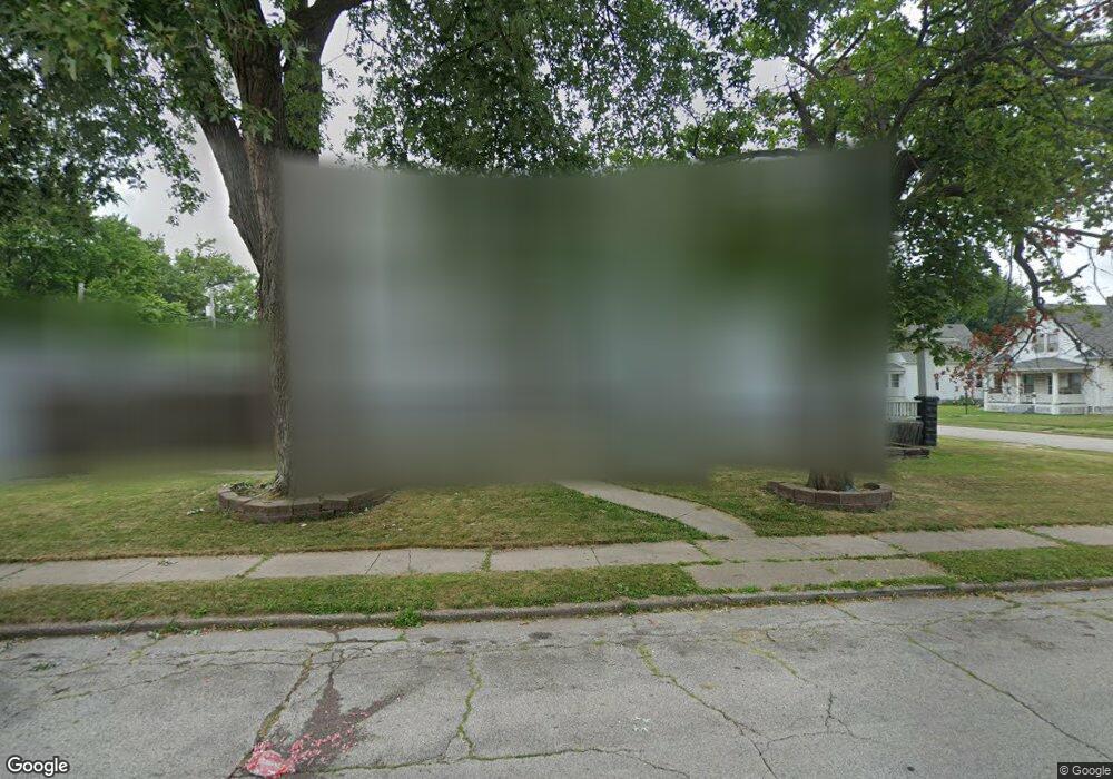 1702 Davie St, Davenport, IA 52804 - photo 1