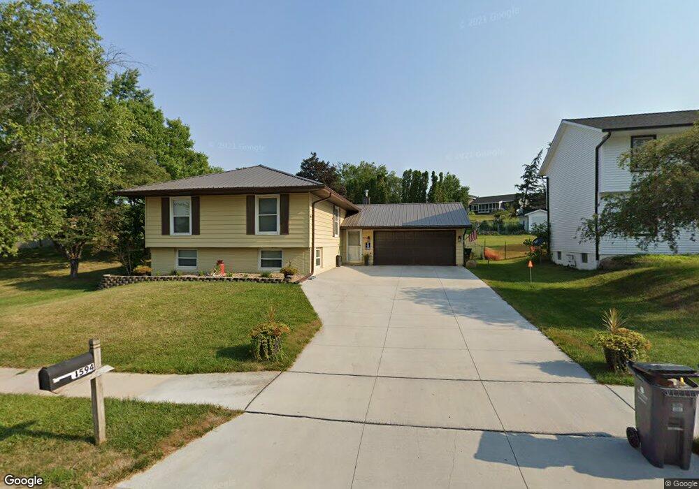 4594 Jonathan Ln NW, Cedar Rapids, IA 52405 - photo 1