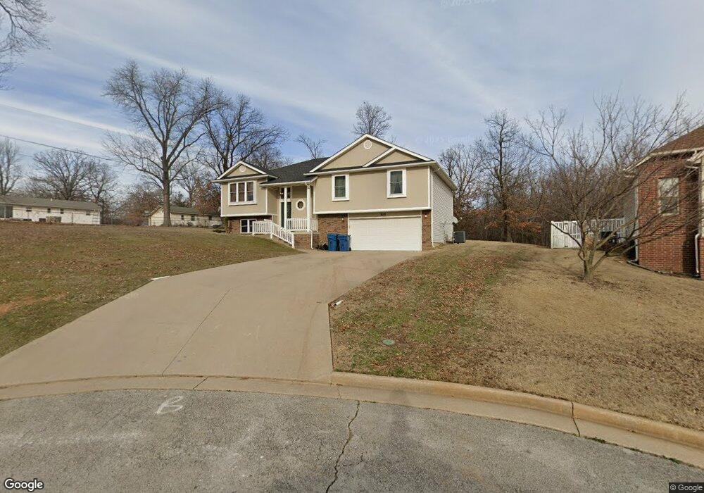 305 Sherri Ln, Carl Junction, MO 64834 - photo 1