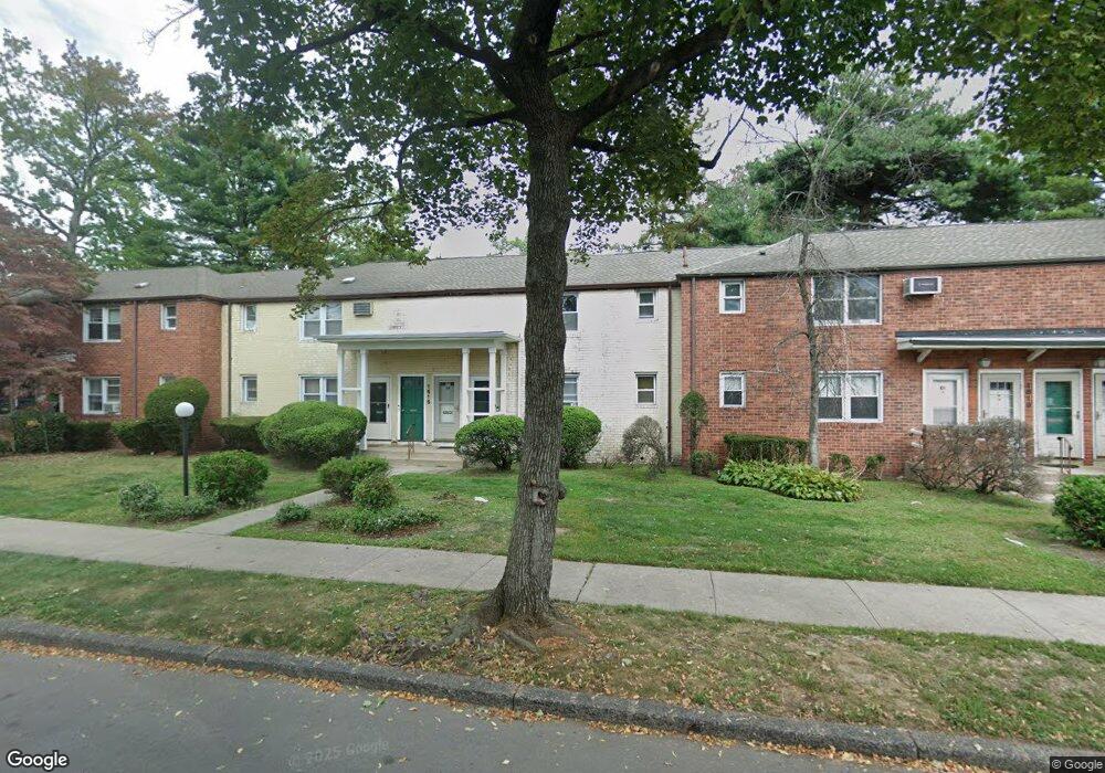 1609 Wood Ave unit K1, Roselle, NJ 07203 - photo 1