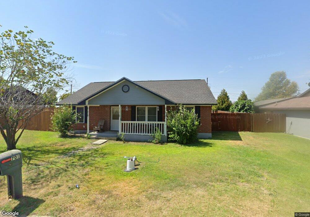 701 Debora St, Troy, TX 76579 - photo 1