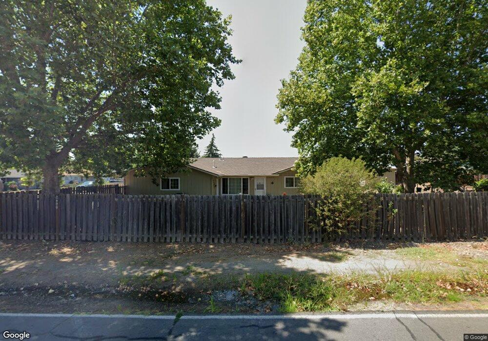 2409 Corona Ave, Medford, OR 97504 - photo 1