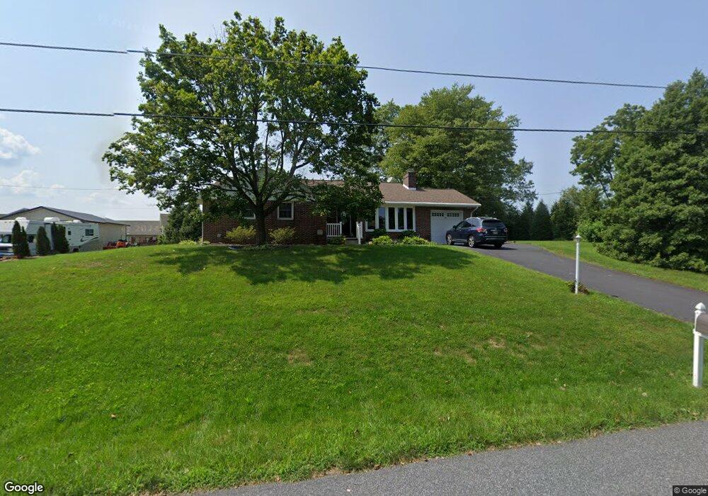 155 Windbriar Ln, Gettysburg, PA 17325 - photo 1