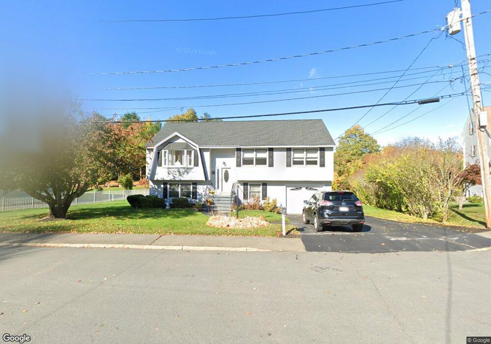 30 Briarwood Rd, Woburn, MA 01801 - photo 1