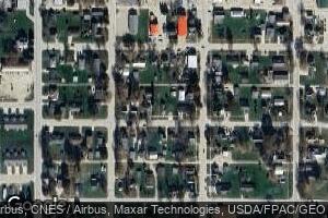 114 4th Ave SW, Cresco, IA 52136