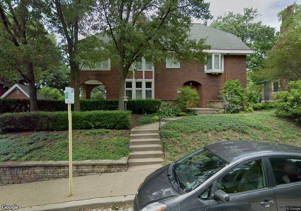 1090 Devon Rd, Pittsburgh, PA 15213 - photo 1