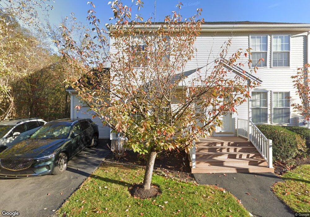 7 Aztec Trail, Unionville, CT 06085 - photo 1