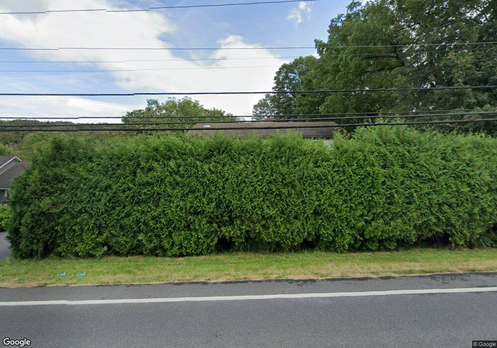 182 Vineyard Ave, Highland, NY 12528 - photo 1