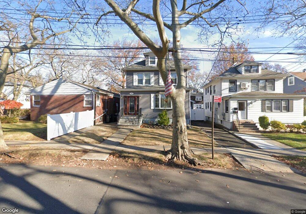 185 Bancroft Ave, Staten Island, NY 10306 - photo 1