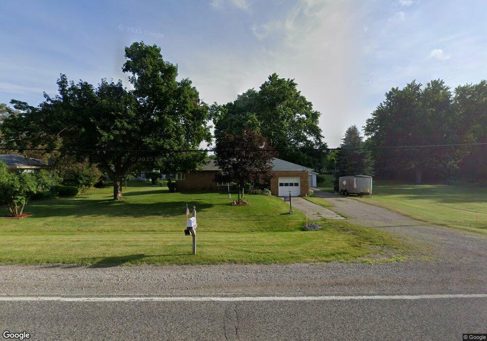 9019 E Coldwater Rd, Davison, MI 48423 - photo 1