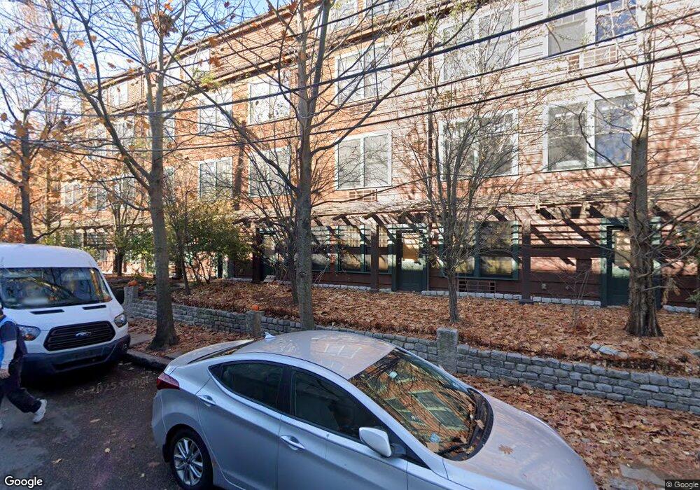 429 Norfolk St unit 14, Somerville, MA 02143 - photo 1